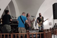 /album/photogallery/a25600803212115q-jpg/